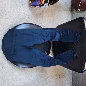 Athleta Mesh High Rise Tight xsmall used once